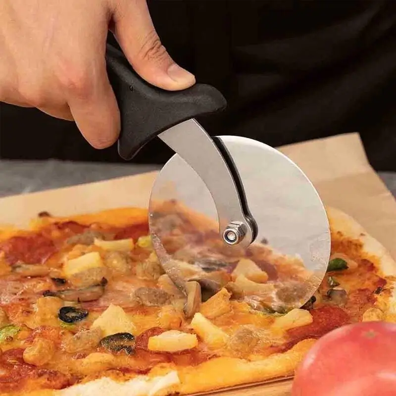 Epinox PİZ-10 Düz Pizza Kesici Rulet, 10 cm, Siyah - Epinox (1)